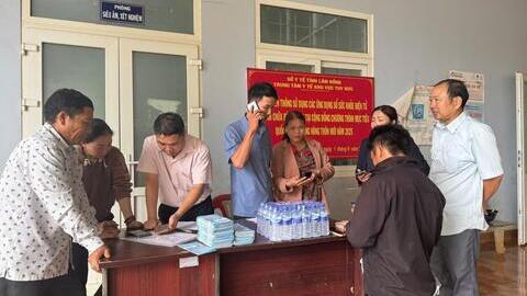 Truyền thông về sử dụng ứng dụng sức khỏe điện tử và khám, chữa bệnh từ xa tại một số xã trên địa bàn
