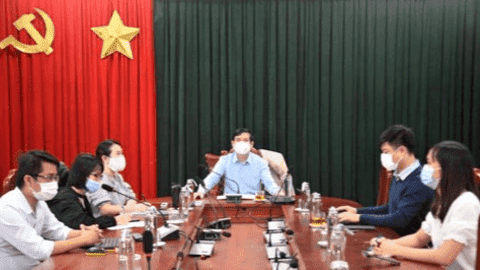 Hội nghị tập huấn trực tuyến về tiêm chủng vắc xin phòng COVID-19 cho trẻ em từ 12 đến 17 tuổi