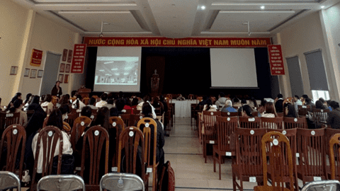 <a href="/tin-tuc-su-kien/tin-hoat-dong-cdc" title="Tin hoạt động CDC" rel="dofollow">Tin nổi bật</a>